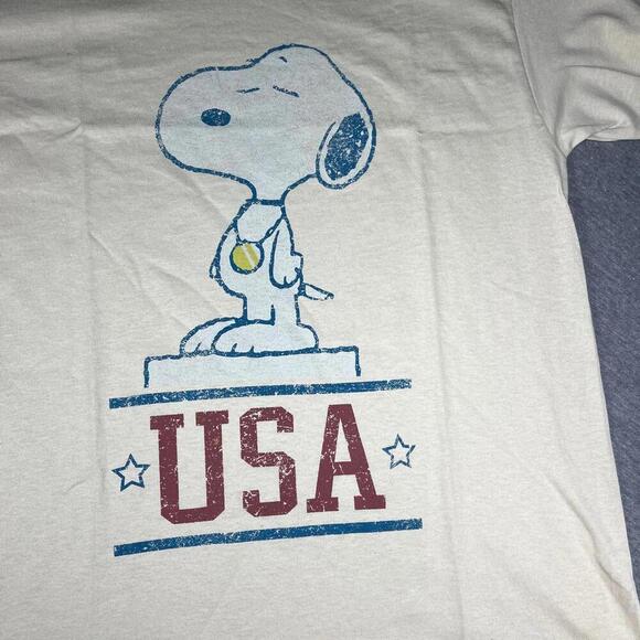 Peanuts Snoopy New USA Youth Medium Graphic T-Shirt Charlie Brown USA Snoopy - Picture 2 of 7